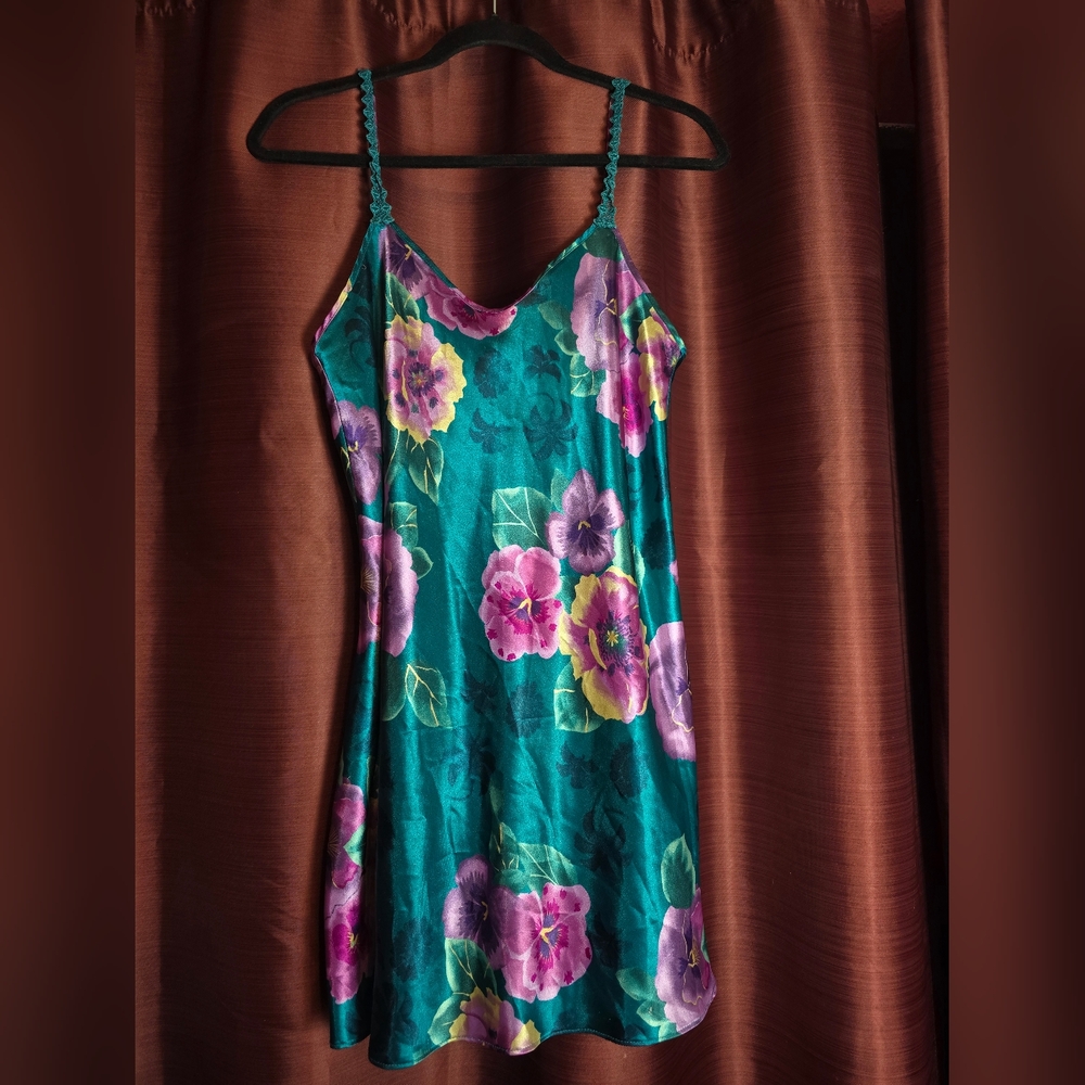 Angelique vintage Small/Medium Floral Slip Dress with Purple and Green flowers